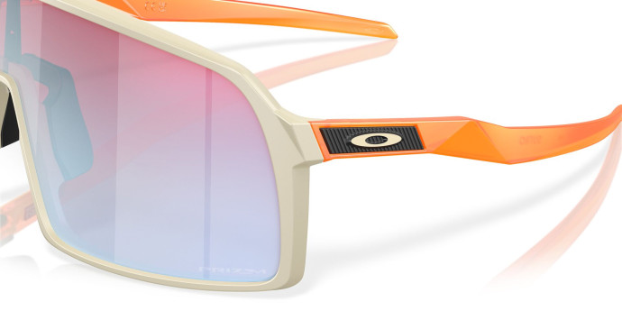 detail Unisex sportovní brýle Oakley SUTRO