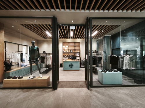 Náhledová fotografie prodejny SUMMIT-SPORT Slovakia