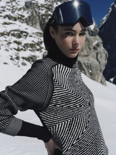 Dámský svetr Perfect Moment wavy star roll neck sweater