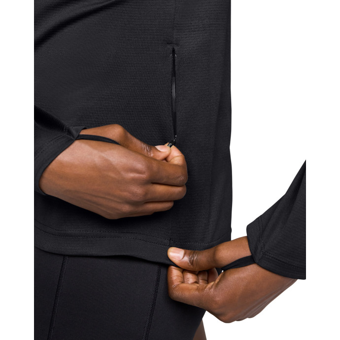 detail Dámské tričko ON Climate Shirt