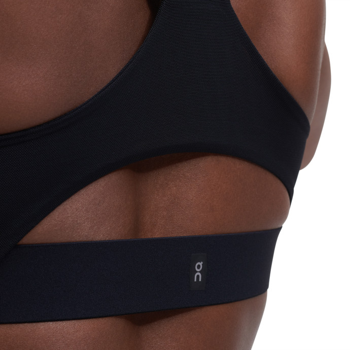 detail Dámská podprsenka ON Performance Bra