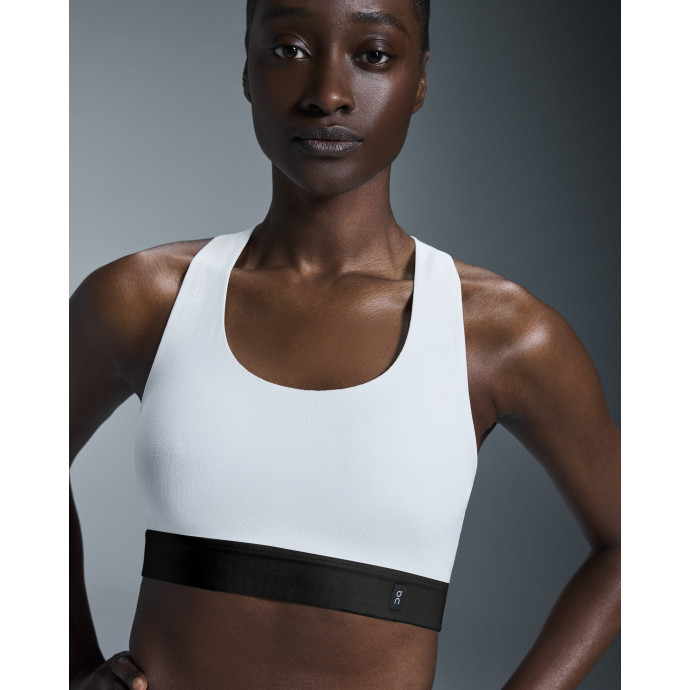 detail Dámská podprsenka ON Pace Bra