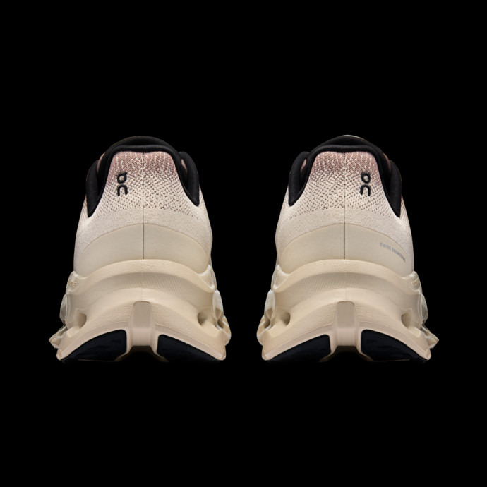 detail Dámské volnočasové boty ON Cloudtilt