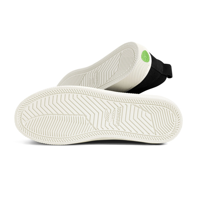 detail Dámské volnočasové boty Cariuma OCA Low Suede