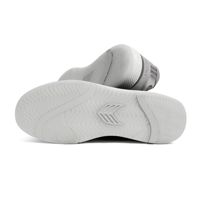 detail Dámské volnočasové boty Cariuma UBA Suede Mesh