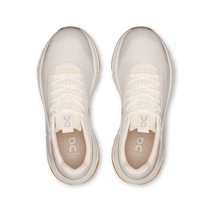 detail Dámské volnočasové boty ON Cloudnova Form 2