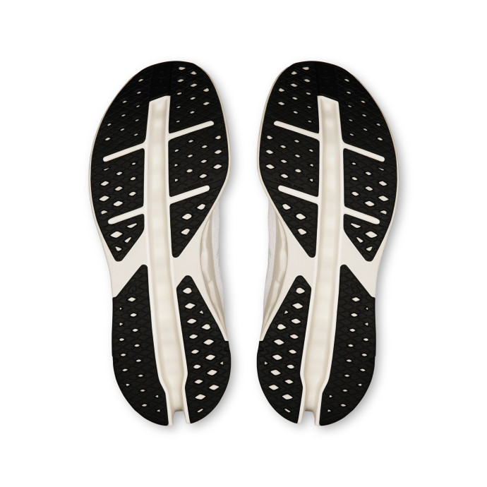 detail Pánské běžecké boty ON Cloudsurfer Max