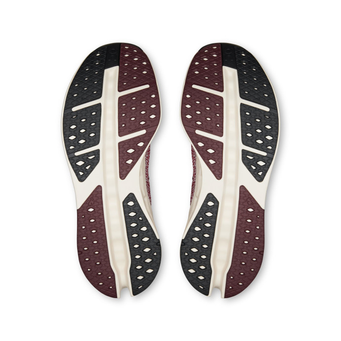 detail Pánské silniční boty ON Cloudsurfer Max