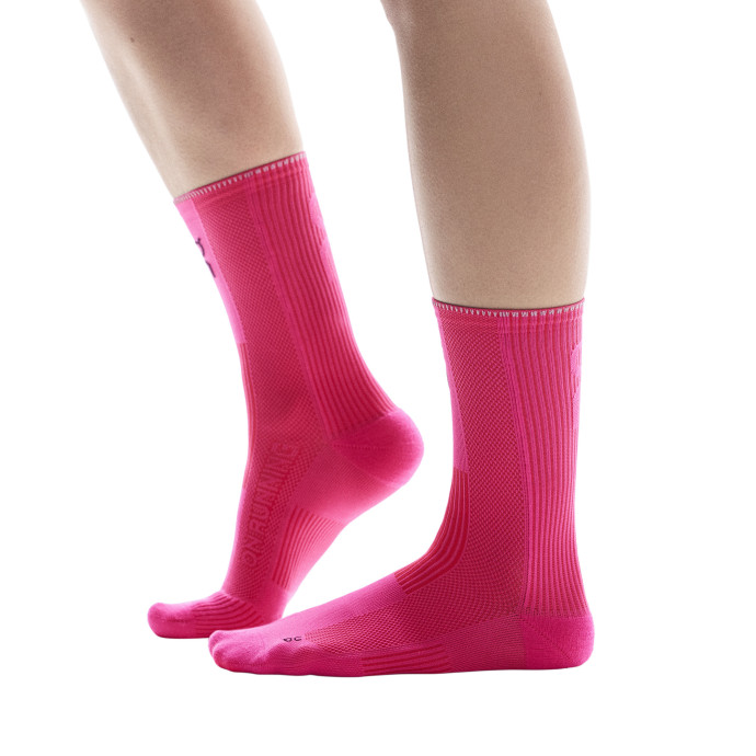 detail ON Performance Run Sock High