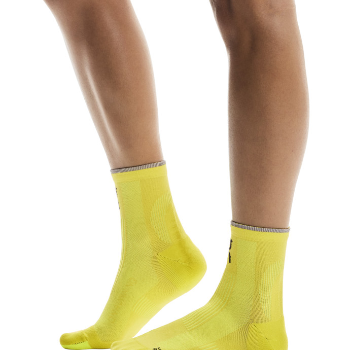 detail ON Elite Mid Sock