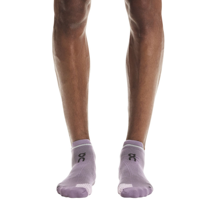 detail ON Performance Run Sock Low