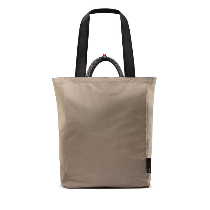detail ON Tote Pack 25L