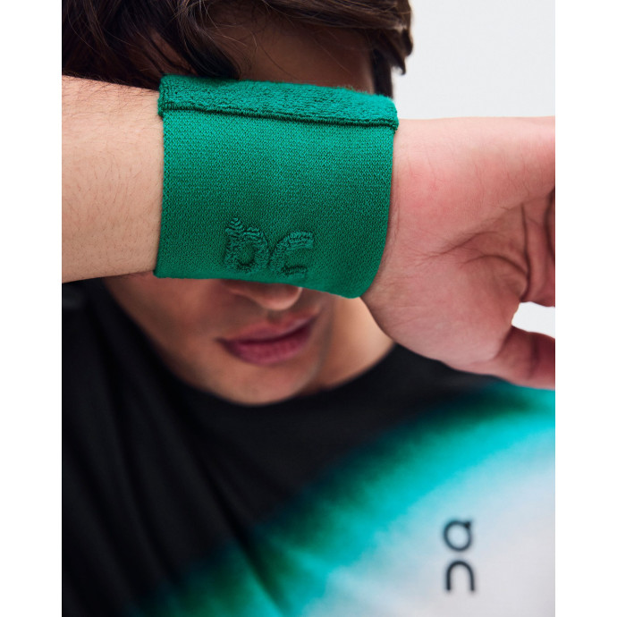 detail ON Courtside Wristband