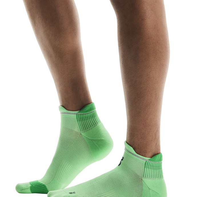 detail ON Performance Run Sock Low