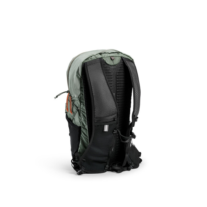 detail Unisex BATOHY Lundhags Tived Pace 18 L