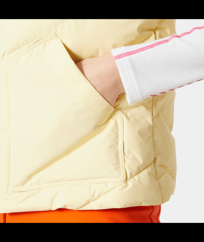 detail Dámská vesta Helly Hansen W APRES INSULATED VEST