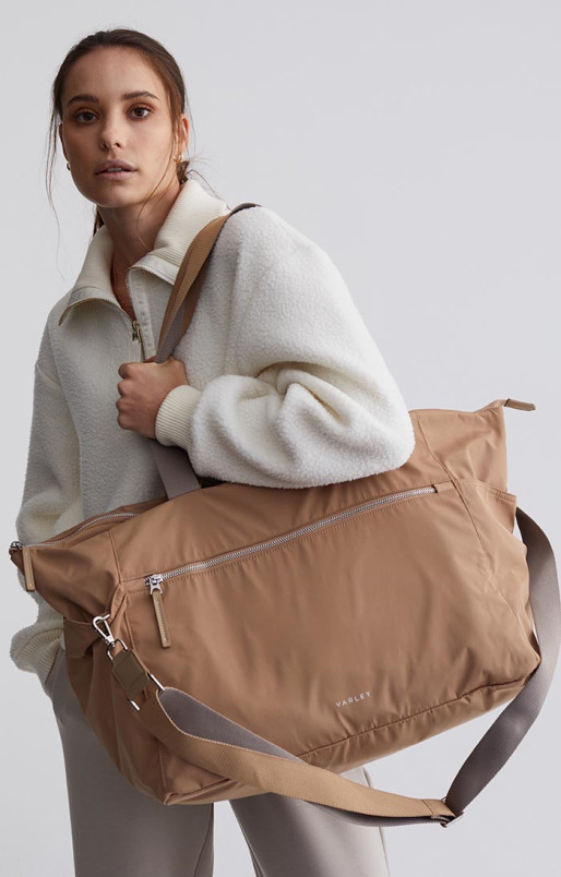 detail Dámská taška Varley Montlake Weekend Bag