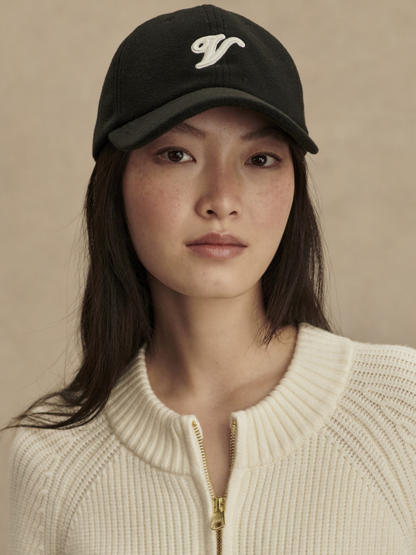 detail Dámská kšiltovka Varley Raina Fleece Cap