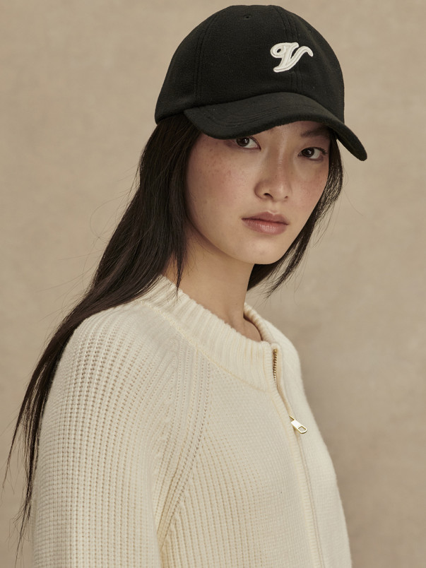 detail Dámská kšiltovka Varley Raina Fleece Cap