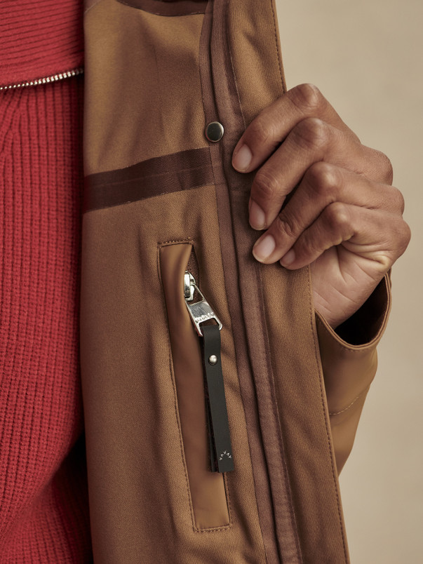 detail Dámská bunda Varley Amel A-Line Rain Jacket