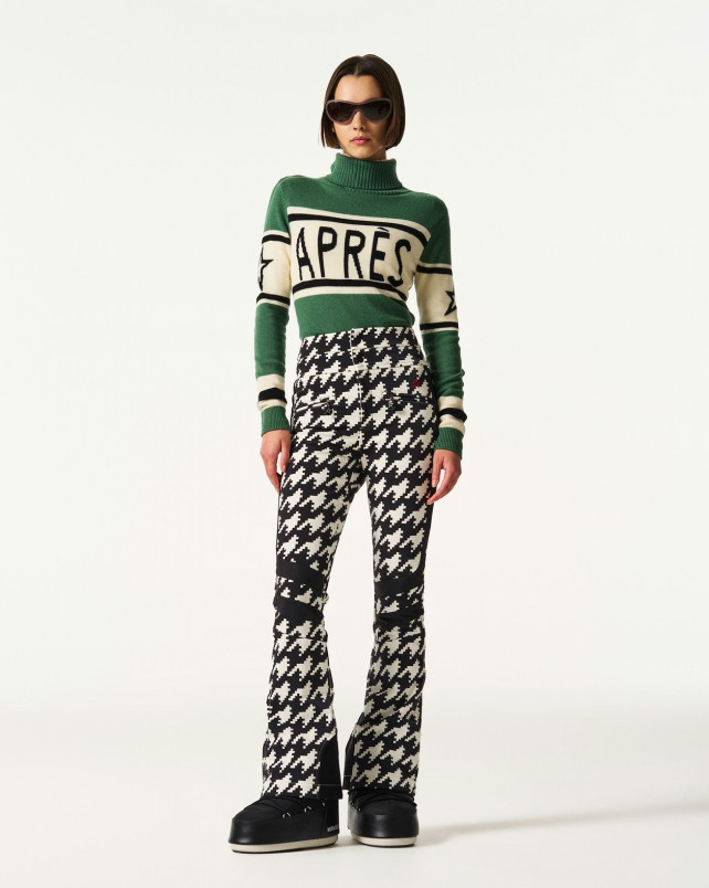 detail Dámský svetr Perfect Moment schild sweater 'apres