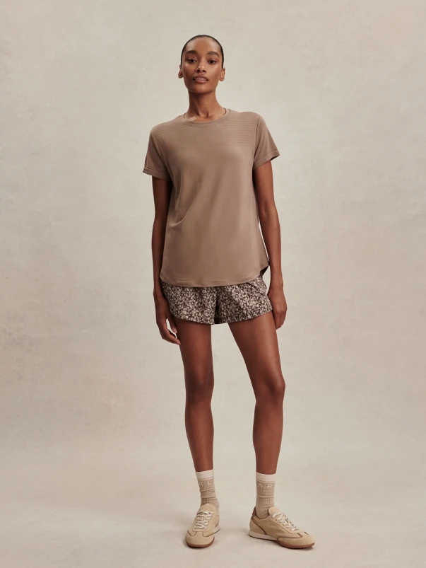 detail Dámské tričko Varley Saskia Seamless Longline Tee