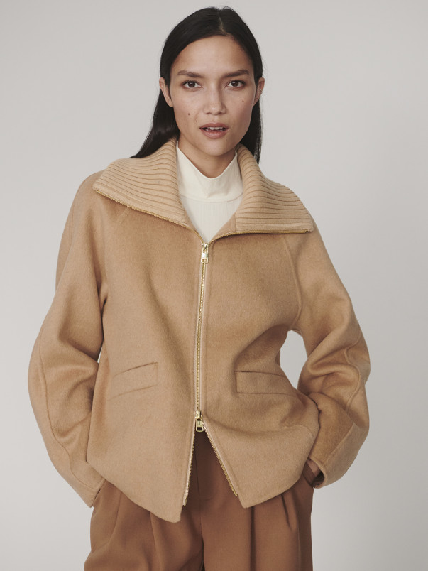 detail Dámská bunda Varley Darnley Short Jacket
