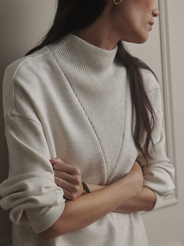 detail Dámská mikina Varley Novi Longline Mock Neck Sweat