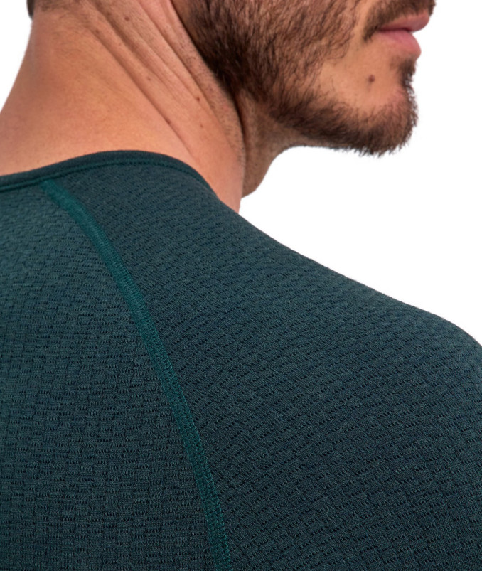 detail Pánské termoprádlo FALKE M Long-sleeve shirt Wool-Tech