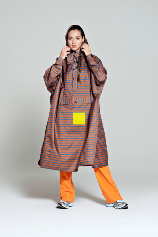detail Unisex pláštěnka RAINKISS Breton Brown Blue - Rain poncho