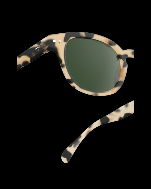 detail IZIPIZI SUN C