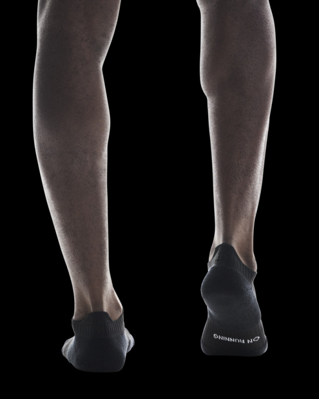 detail ON Core Run Sock Low 2P