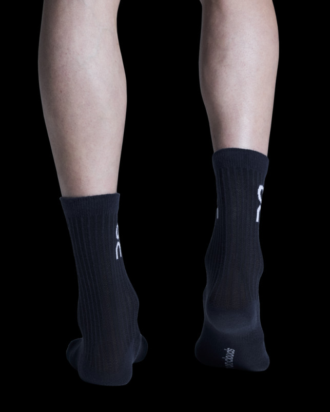 detail ON Logo Sock High 3P