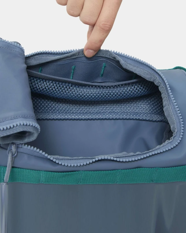 detail Helly Hansen HH WASH BAG 2