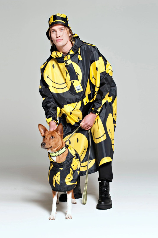detail Unisex pláštěnka Rainkiss All Smiles x Smiley - Rain Poncho