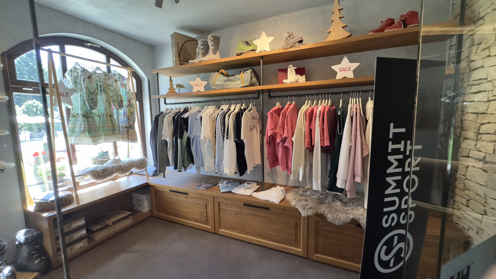 Hlavní fotografie prodejny SUMMIT-SPORT Show Room Savoy